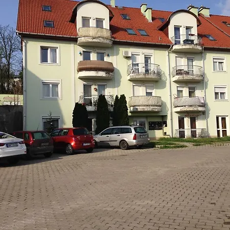 Kristály