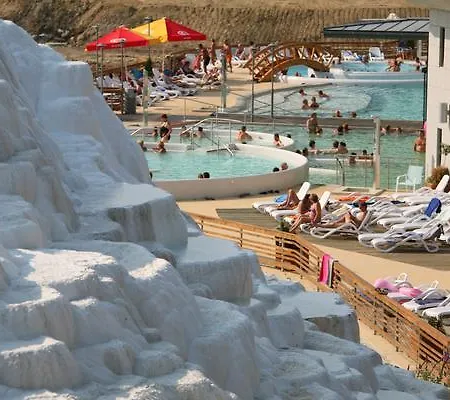 Apartment Kristaly *